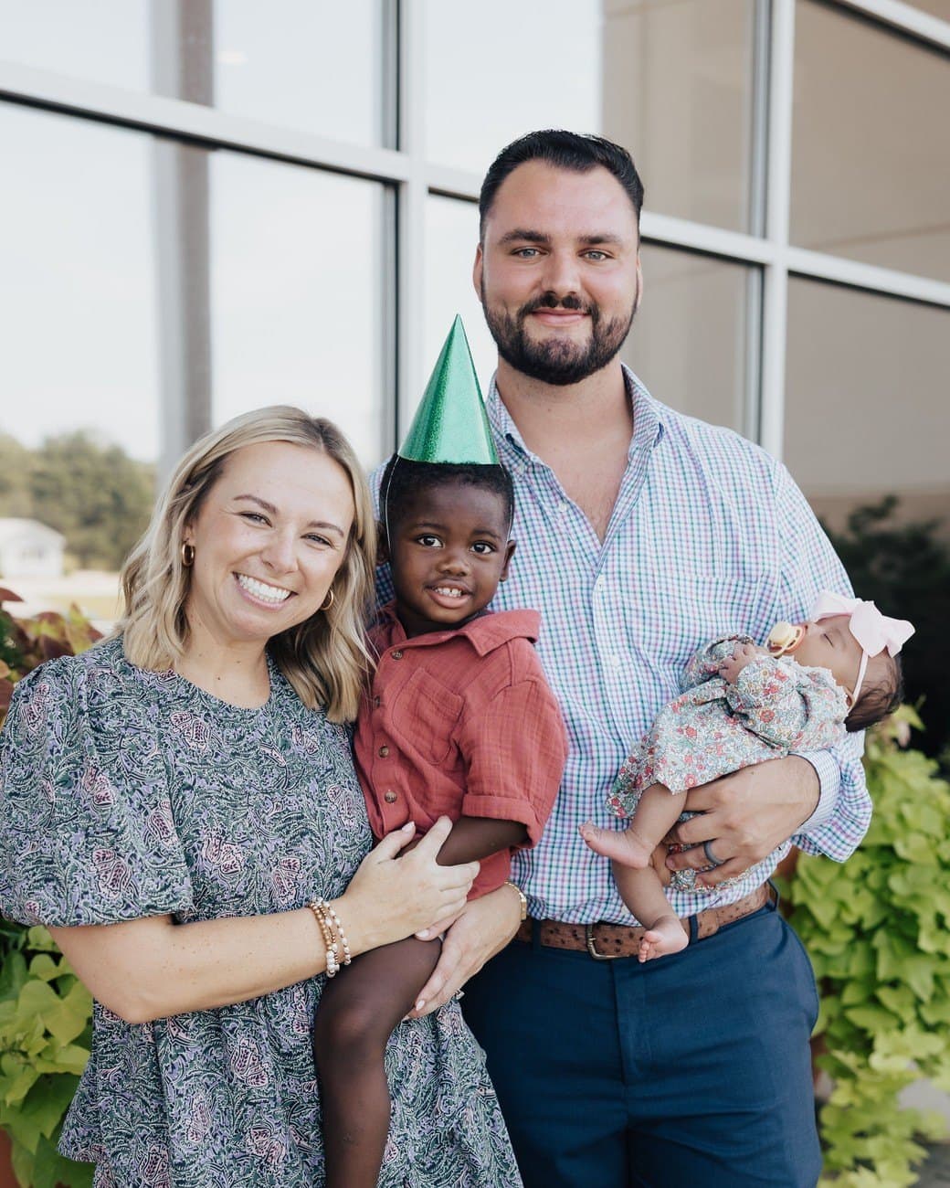 Aaron McCollum, Owner and President of Dowell Express, with his family